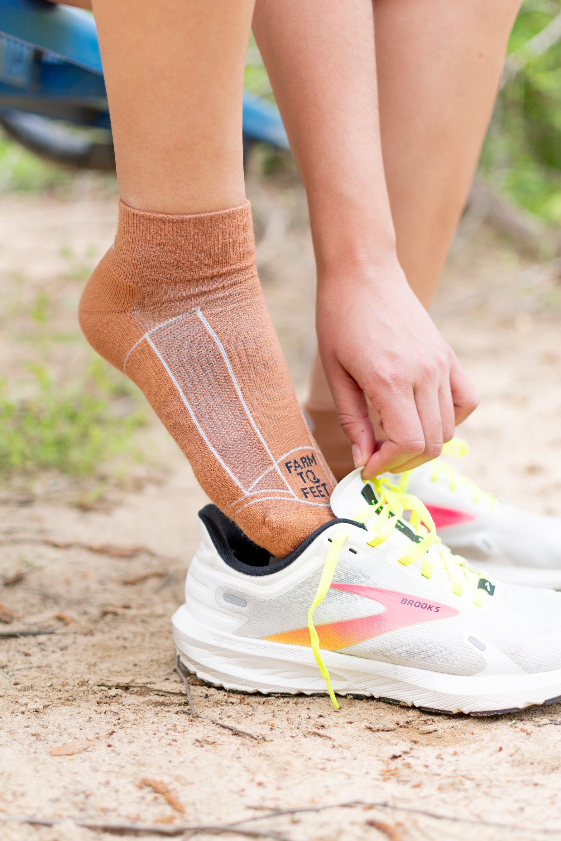 GREENSBORO Light Cushion 1/4